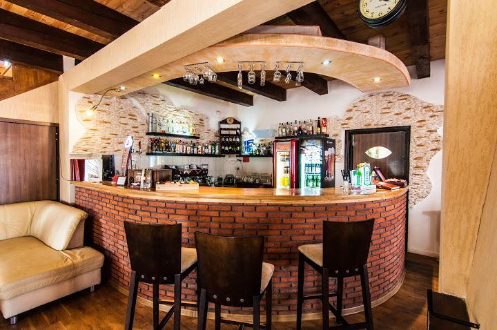 Pod Wierzba Otel Uniejow Dış mekan fotoğraf